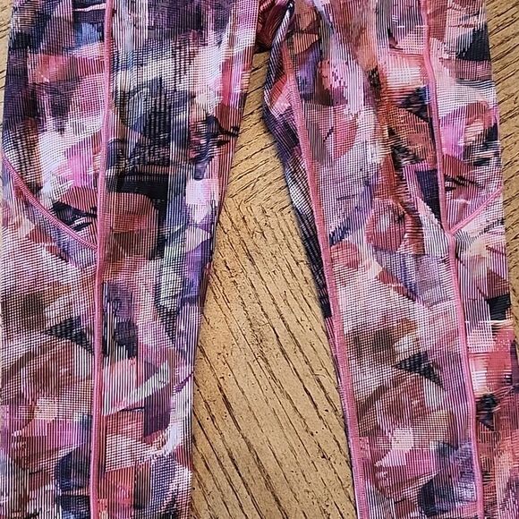 Lululemon size 6 leggings multicolored - Picture 4 of 13
